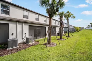 36460 Well Hill Wy, Zephyrhills, FL 33541 - Photo 21