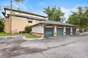 17108 Carrington Park Dr, Tampa, FL 33647 - Photo 25