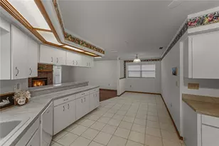 1615 Lady Bower's Trail, Lakeland, FL 33809 - Photo 39