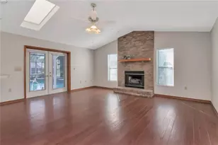 1615 Lady Bower's Trail, Lakeland, FL 33809 - Photo 3