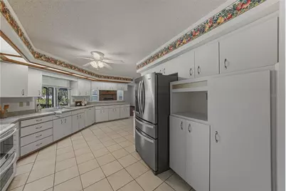 1615 Lady Bowers Trail, Lakeland, FL 33809 - Photo 37