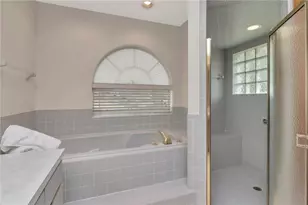 1615 Lady Bower's Trail, Lakeland, FL 33809 - Photo 33