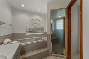 1615 Lady Bower's Trail, Lakeland, FL 33809 - Photo 25