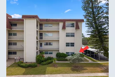 209 NE Lincoln Circle N #109, Saint Petersburg, FL 33702 - Photo 1