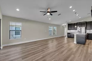 12545 Oak Hill Way, Parrish, FL 34219 - Photo 11