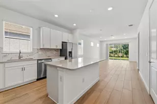 13764 Rocky Pne Pl, Spring Hill, FL 34610 - Photo 5