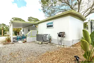 800 Chesapeake Dr, Tarpon Springs, FL 34689 - Photo 23
