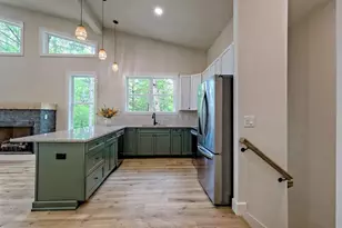 7810 Terrace Oaks Ct, Temple Terrace, FL 33617 - Photo 15