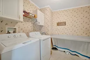 193 S Port Royal Ln, Apollo Beach, FL 33572 - Photo 27