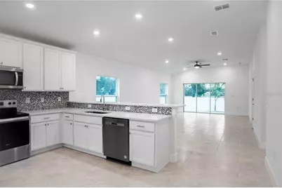 528 Rose Apple Circle, Port Charlotte, FL 33954 - Photo 3