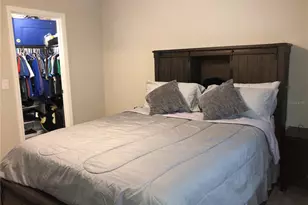 10549 Oakside Dr, Palmetto, FL 34221 - Photo 7