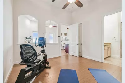 3215 Gulf City Road, Ruskin, FL 33570 - Photo 39