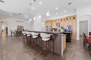 3215 Gulf City Rd, Ruskin, FL 33570 - Photo 15