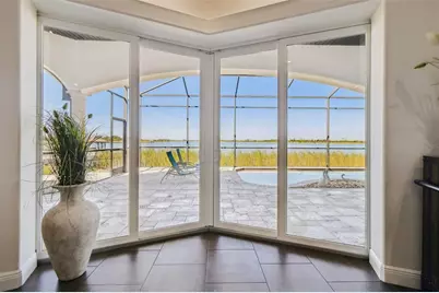 3215 Gulf City Road, Ruskin, FL 33570 - Photo 13