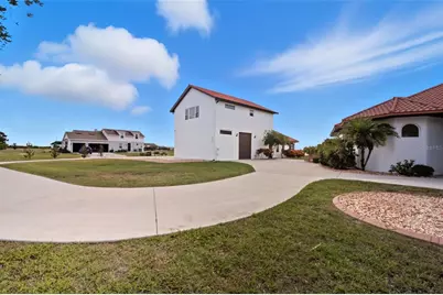 3215 Gulf City Road, Ruskin, FL 33570 - Photo 83