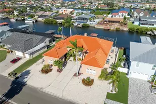 825 Birdie Way, Apollo Beach, FL 33572 - Photo 1