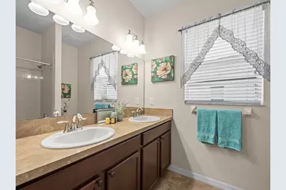 12722 Drakefield Drive, Spring Hill, FL 34610 - Photo 35