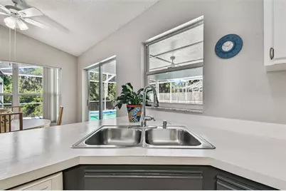 9210 Dayflower Drive, Tampa, FL 33647 - Photo 23