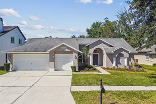 9210 Dayflower Dr, Tampa, FL 33647 - Photo 5