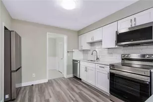 1000 49th Street N, Saint Petersburg, FL 33710 - Photo 11