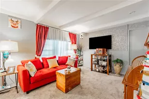 7139 El Conquistador St, Zephyrhills, FL 33541 - Photo 9