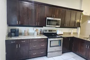 11752 Crest Creek Dr, Riverview, FL 33569 - Photo 7