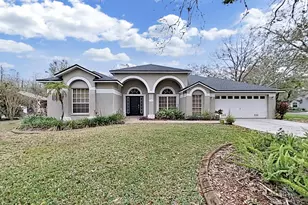 17307 Oak Ledge Dr, Lutz, FL 33549 - Photo 3