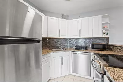 3315 58th Avenue S #610, Saint Petersburg, FL 33712 - Photo 17