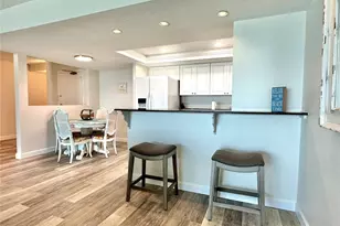 851 Bayway Blvd, Clearwater Beach, FL 33767 - Photo 13