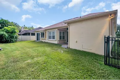12302 Seabrook Drive, Tampa, FL 33626 - Photo 5
