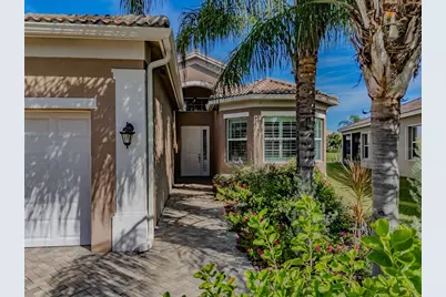 4938 Grand Banks Drive, Wimauma, FL 33598 - Photo 5