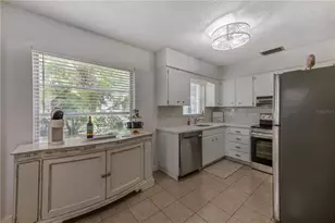 404 Brandywine Dr, Largo, FL 33771 - Photo 11