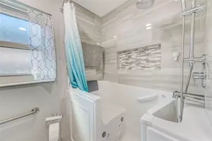 1829 Chateau Dr E, Clearwater, FL 33756 - Photo 23