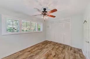 1829 Chateau Dr E, Clearwater, FL 33756 - Photo 21