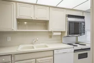 9415 Blind Pass Rd, Saint Pete Beach, FL 33706 - Photo 15