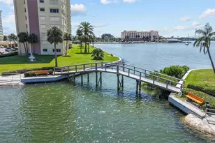 4775 Cove Cir, Saint Petersburg, FL 33708 - Photo 11