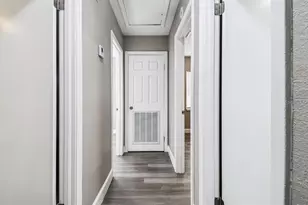 803 W Warren St, Plant City, FL 33563 - Photo 15