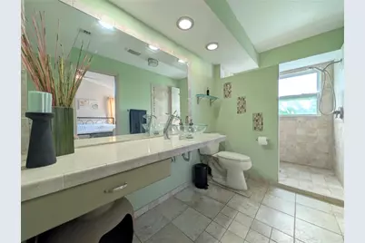 11469 Oakhurst Road, Largo, FL 33774 - Photo 17