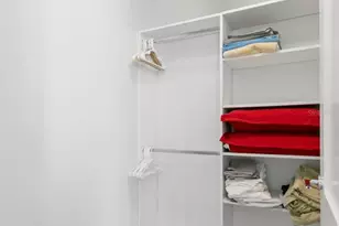 301 1st St S, Saint Petersburg, FL 33701 - Photo 13