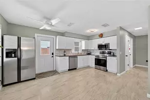 6550 S West Shore Circle, Tampa, FL 33616 - Photo 7