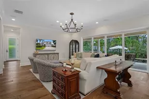 485 Rafael Blvd NE, Saint Petersburg, FL 33704 - Photo 5