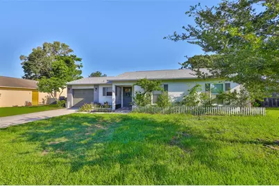 1219 70th Drive E, Sarasota, FL 34243 - Photo 1