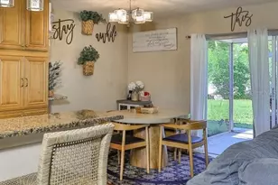 1219 70th Dr E, Sarasota, FL 34243 - Photo 9