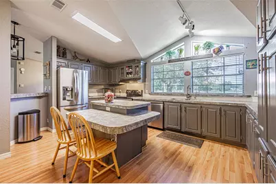 14010 Scales Road, Wimauma, FL 33598 - Photo 9