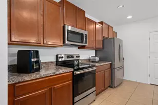 4955 London Creek Pl, Kissimmee, FL 34758 - Photo 11