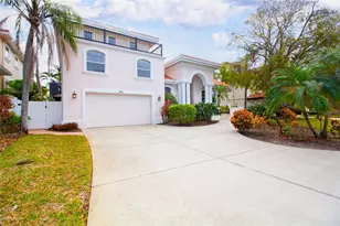 301 Midway Island, Clearwater Beach, FL 33767 - Photo 5