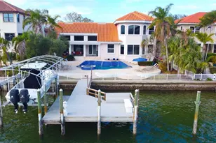 301 Midway Island, Clearwater Beach, FL 33767 - Photo 61