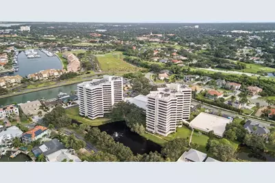 5950 Pelican Bay Plaza S #705, Gulfport, FL 33707 - Photo 7