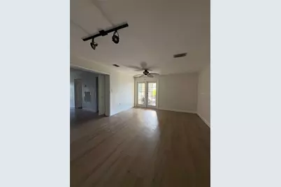 264 44th Avenue NE, Saint Petersburg, FL 33703 - Photo 13