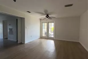 264 44th Ave NE, Saint Petersburg, FL 33703 - Photo 13